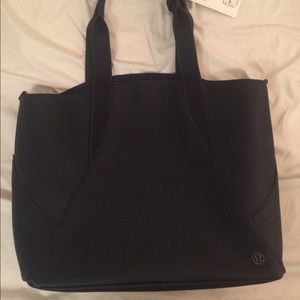 Lululemon tote